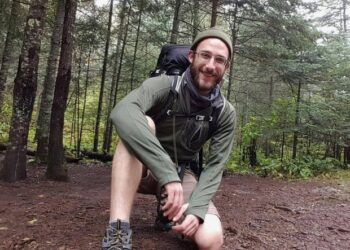 Hombre asesinado en Minneapolis por agentes federales identificado como el enfermero de VA Alex Pretti: ‘Quería ayudar a la gente’